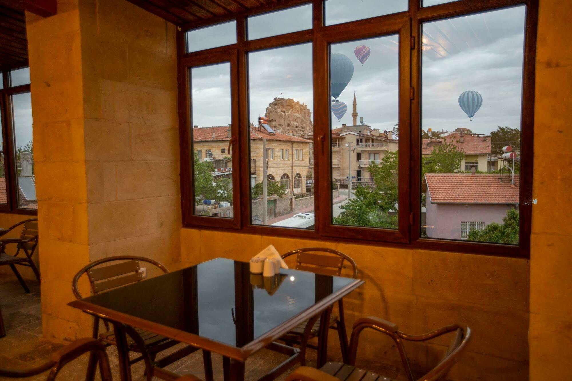 Capiedra Hotel Uçhisar Exterior photo